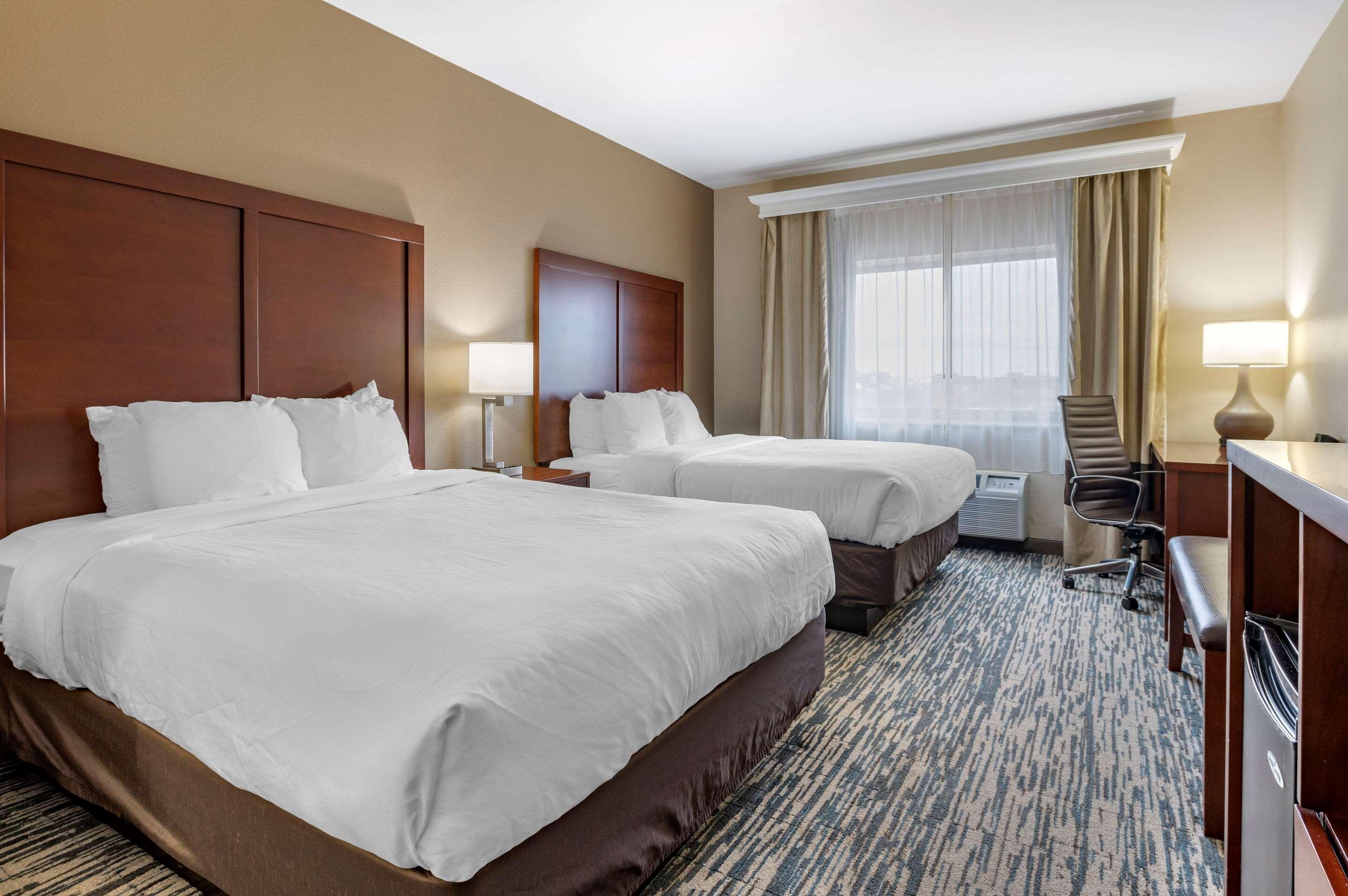 Comfort Suites Keeneland Lexington Exterior foto