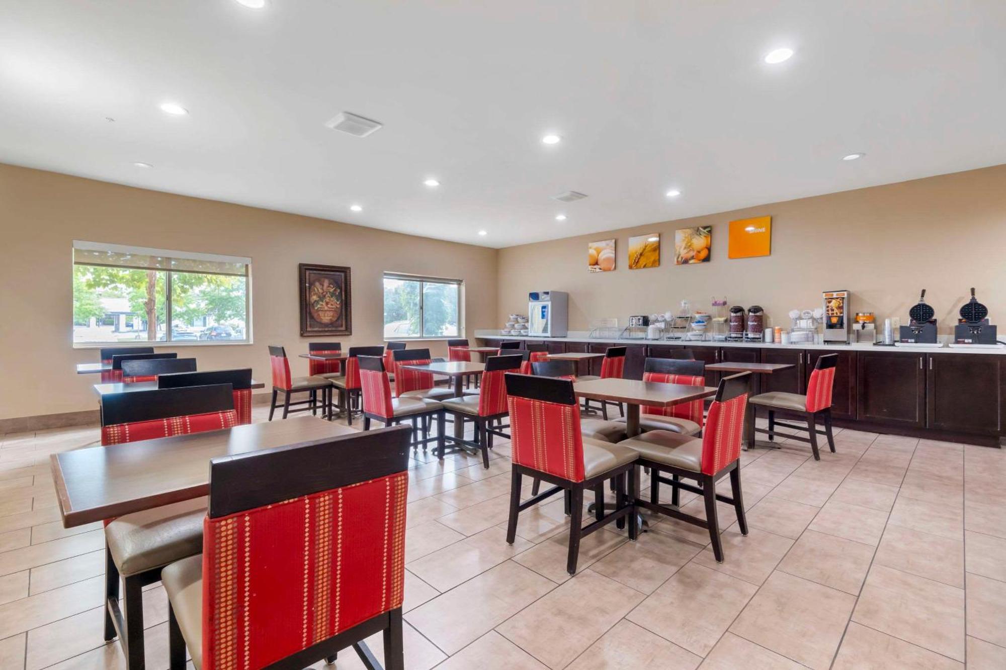 Comfort Suites Keeneland Lexington Exterior foto