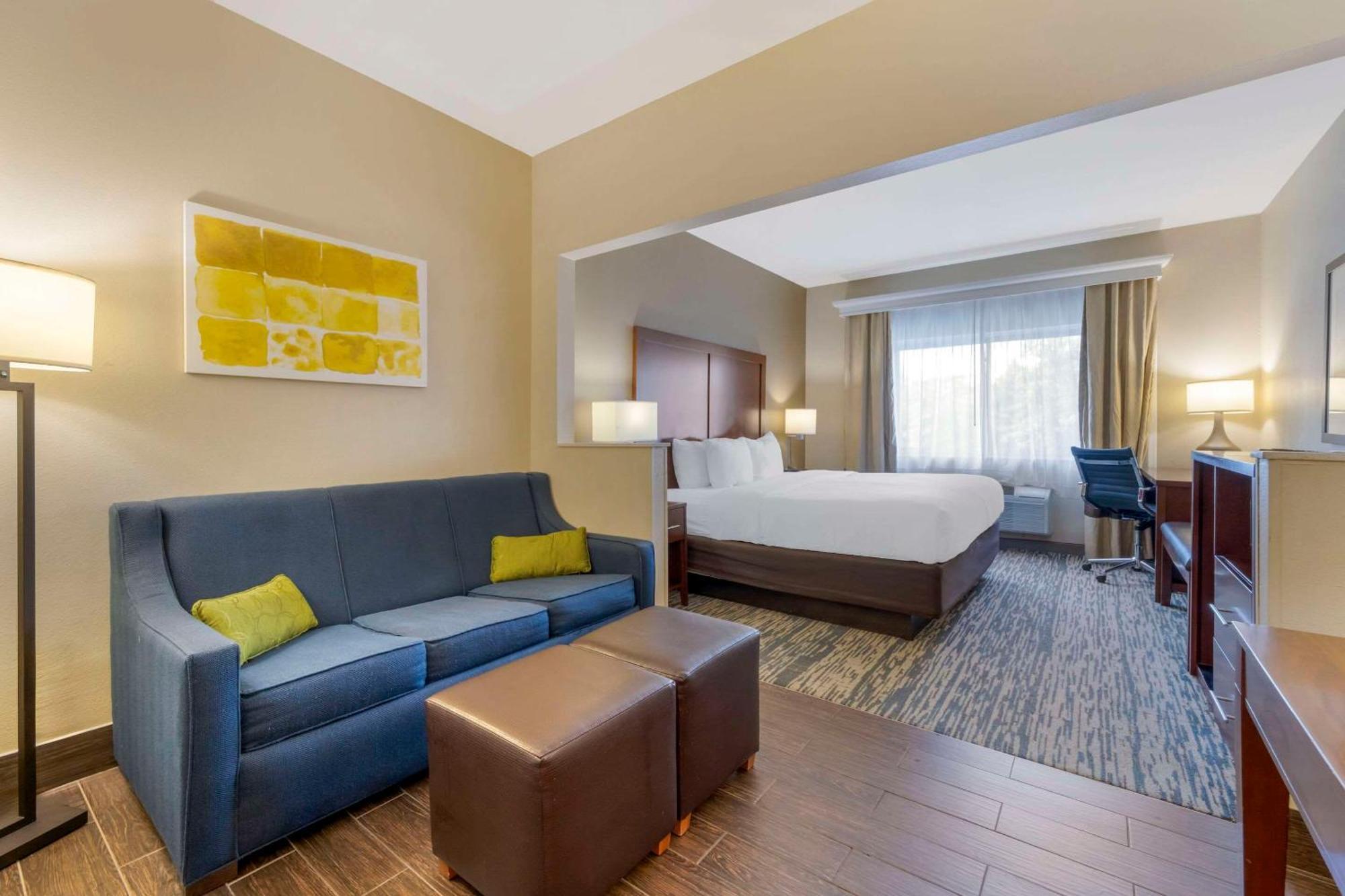 Comfort Suites Keeneland Lexington Exterior foto